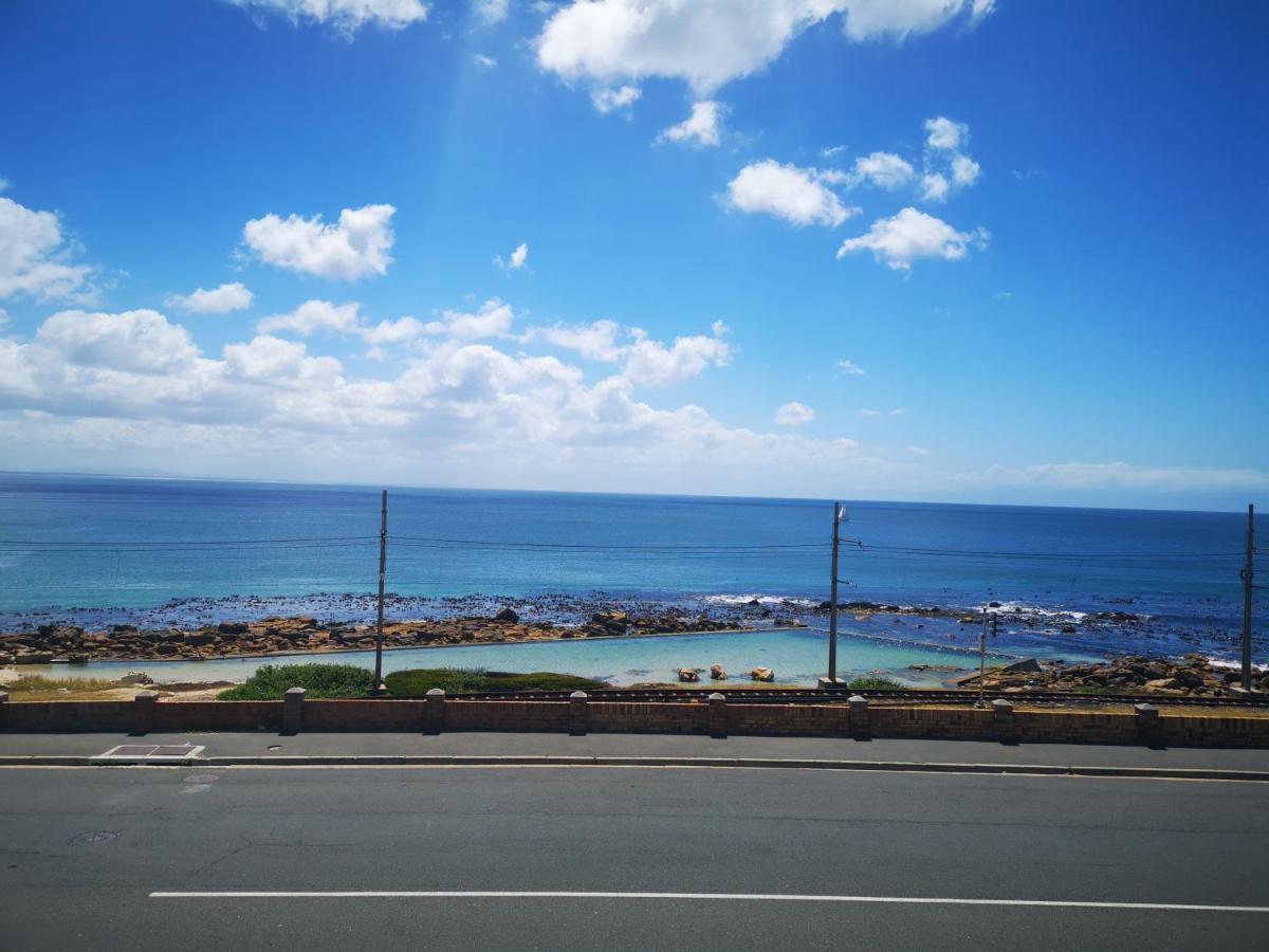 Rachawadee Accomodation​ & Health Spa Simonʼs Town Buitenkant foto