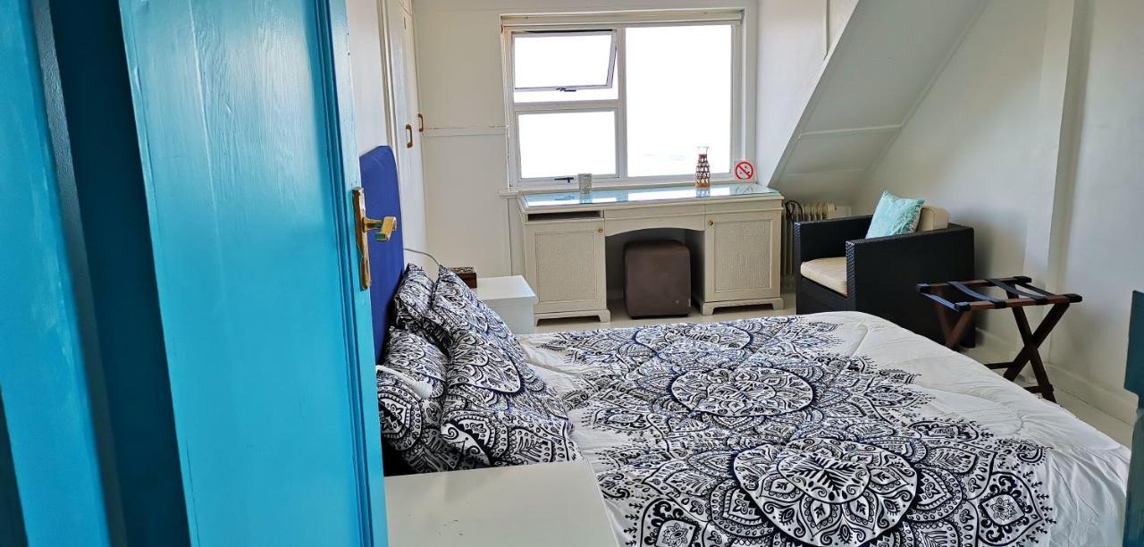Rachawadee Accomodation​ & Health Spa Simonʼs Town Buitenkant foto