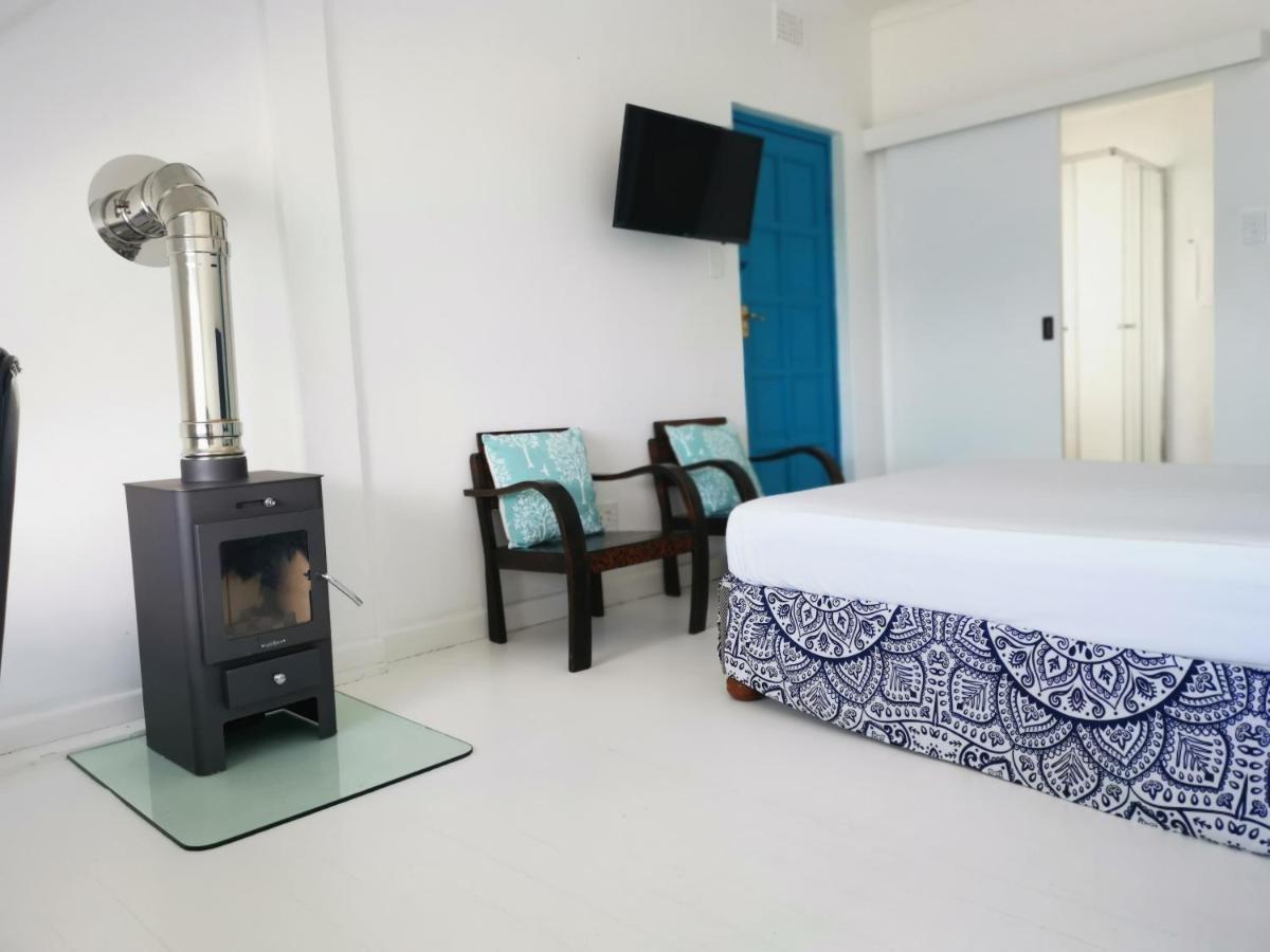 Rachawadee Accomodation​ & Health Spa Simonʼs Town Buitenkant foto