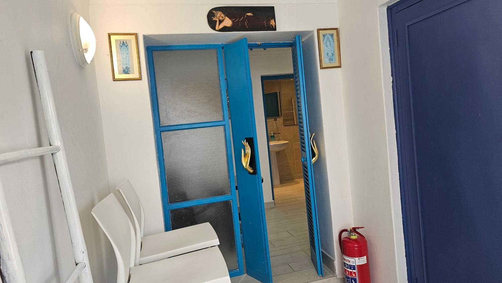 Rachawadee Accomodation​ & Health Spa Simonʼs Town Buitenkant foto