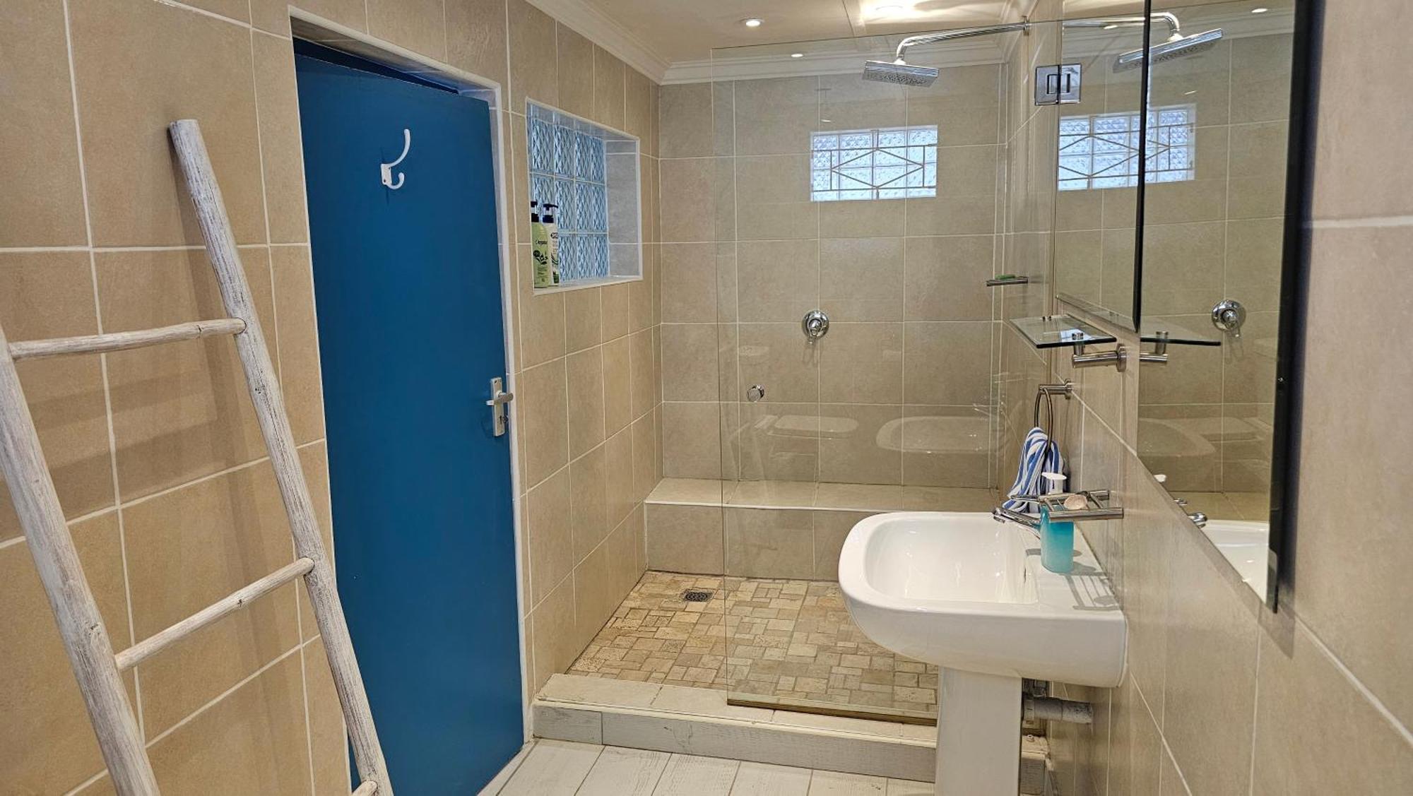 Rachawadee Accomodation​ & Health Spa Simonʼs Town Buitenkant foto